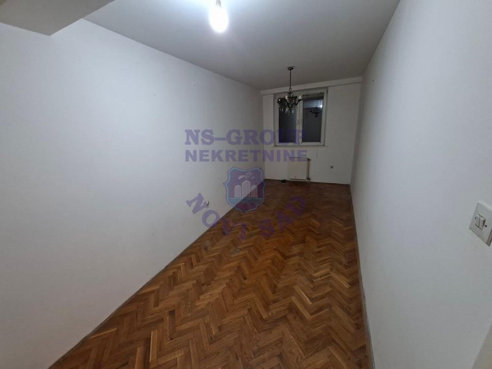 Slika 4 - Dvosoban stan na Novoj Detelinari!