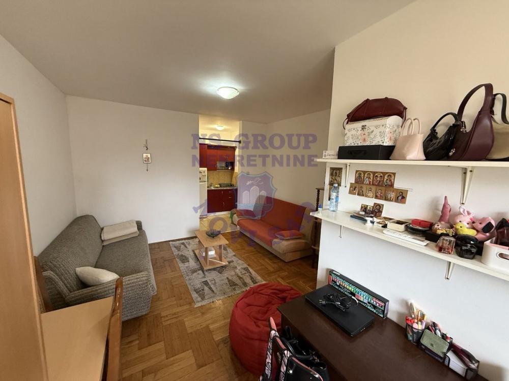 Slika 3 - Jednosoban, 27m2, Bulevar patrijarha Pavla (Somborski bulevar) Novi Sad