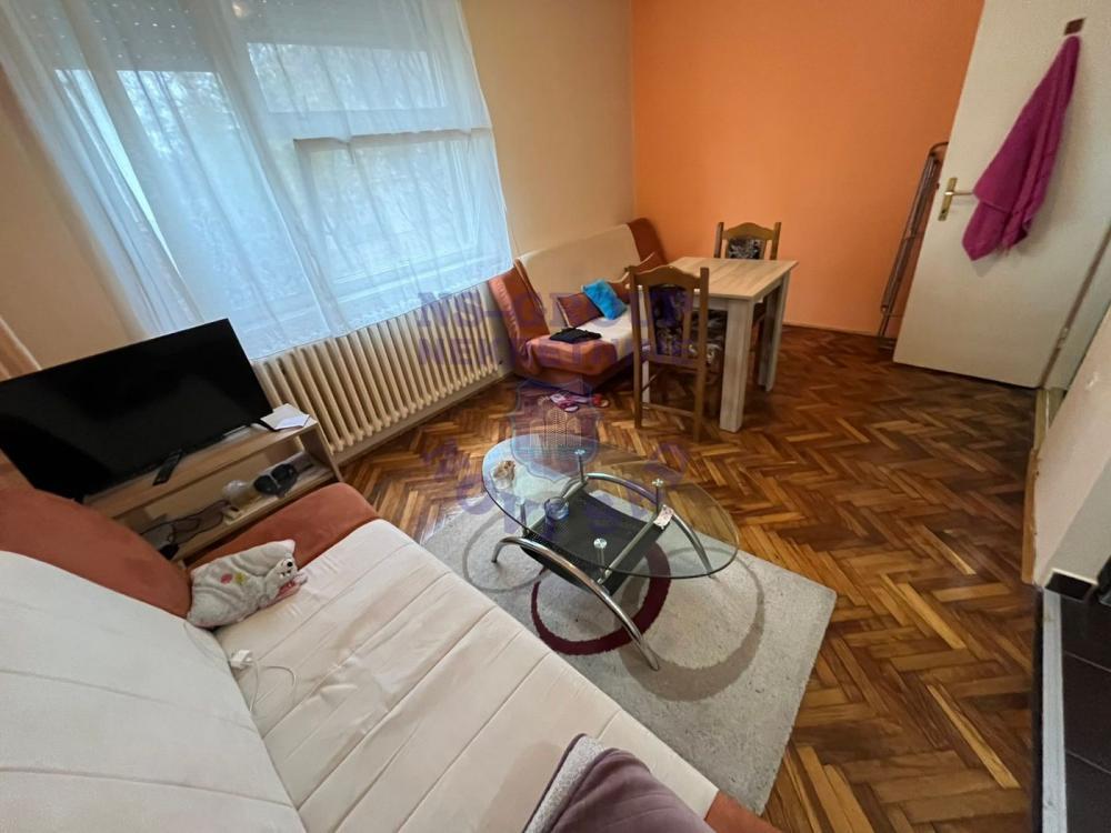 Glavna slika -Odlična garsonjera na Podbari