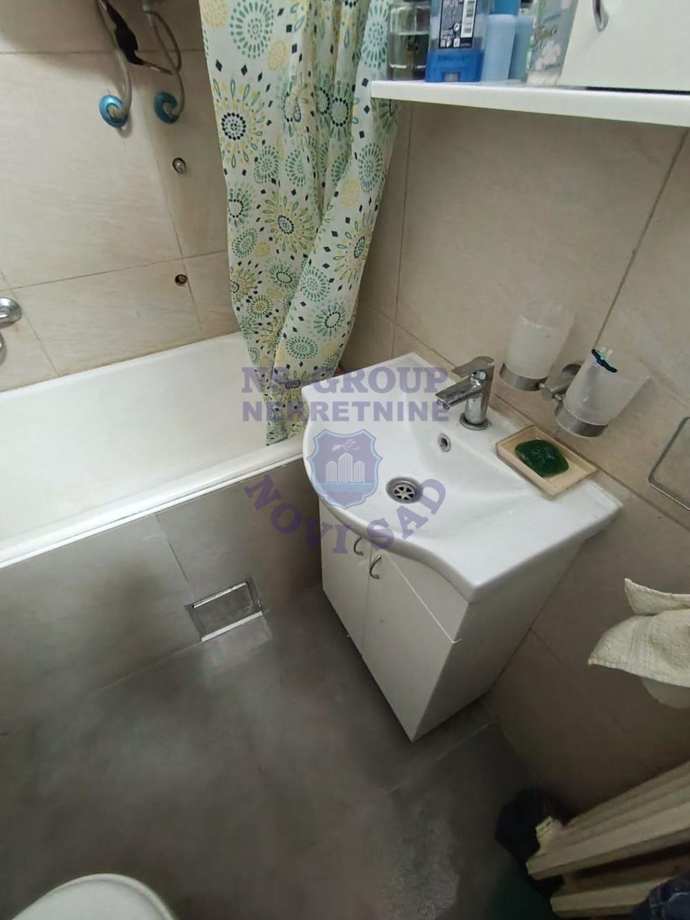 Slika 4 - Dvosoban, 41m2, Sajmište Novi Sad, sa terasom