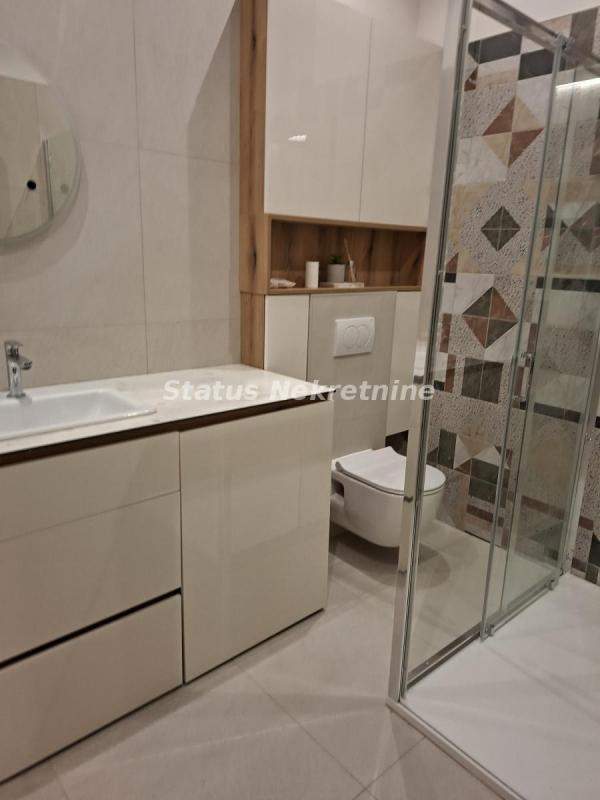 Slika 11 - Novi Sad-Stari grad-extra salonac 065/3858-888