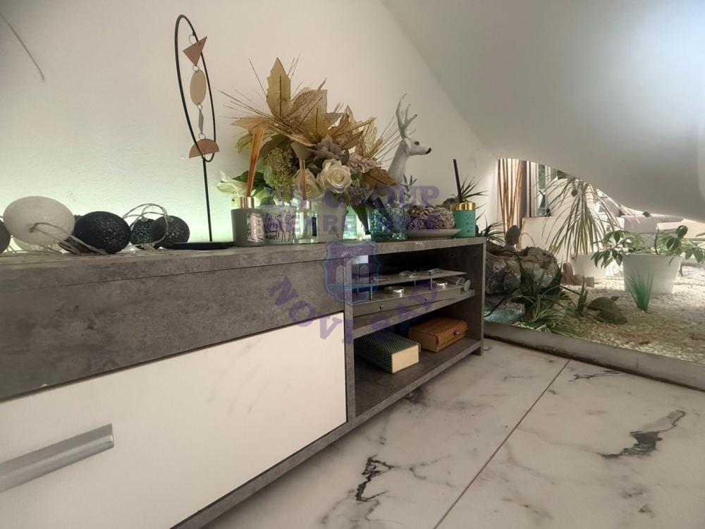 Slika 9 - Odličan stan Nova Detelinara 85m2