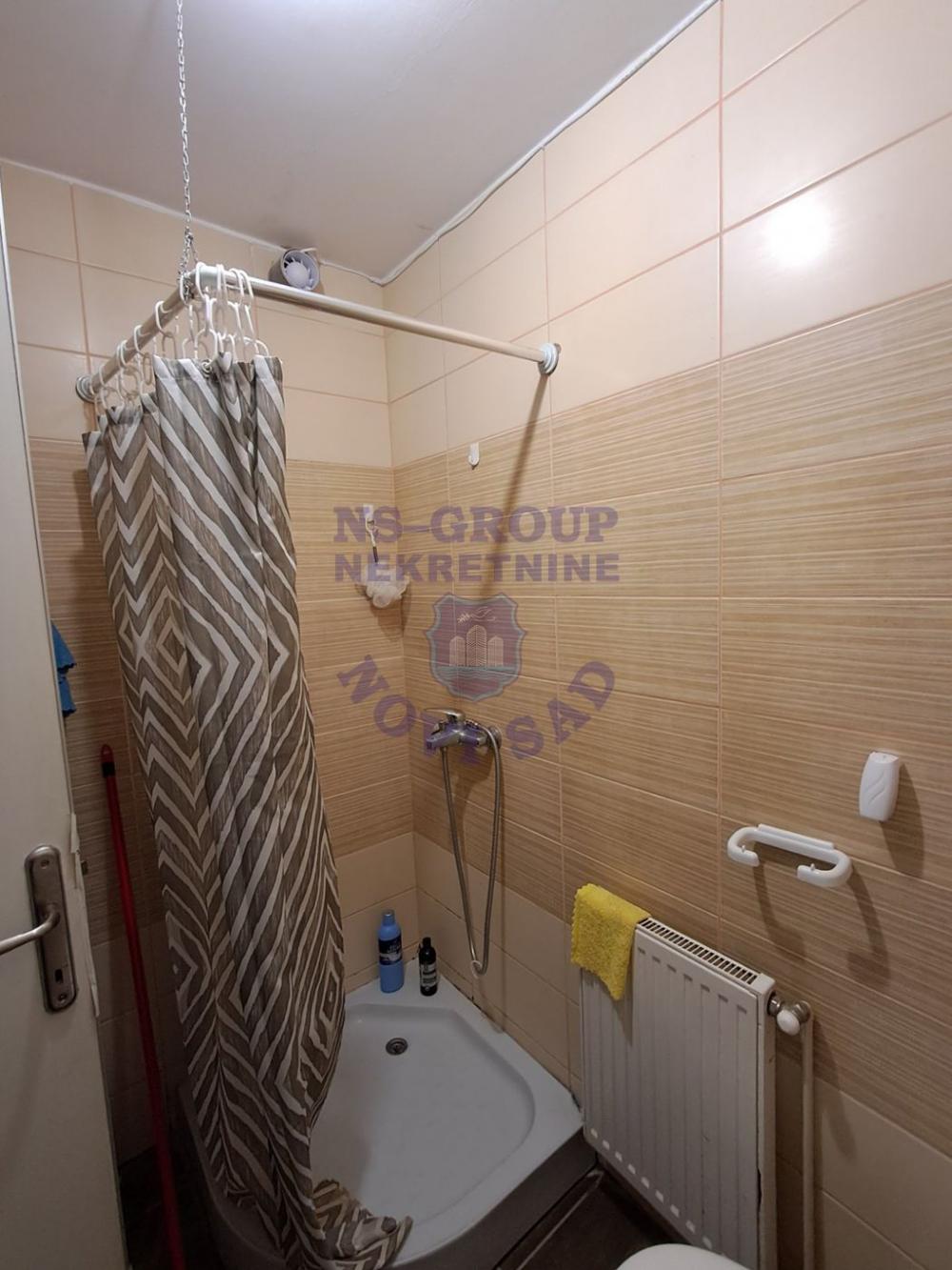 Slika 4 - Jednosoban, 15m2, Bulevar Evrope Novi Sad, sa terasom