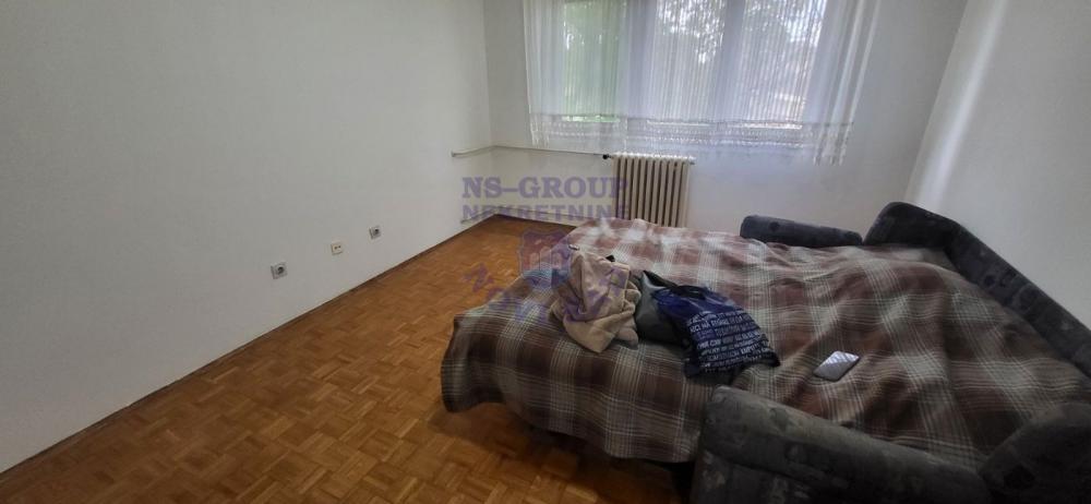 Slika 2 - U ponudi funkcionalan dvoiposoban stan na Avijaciji