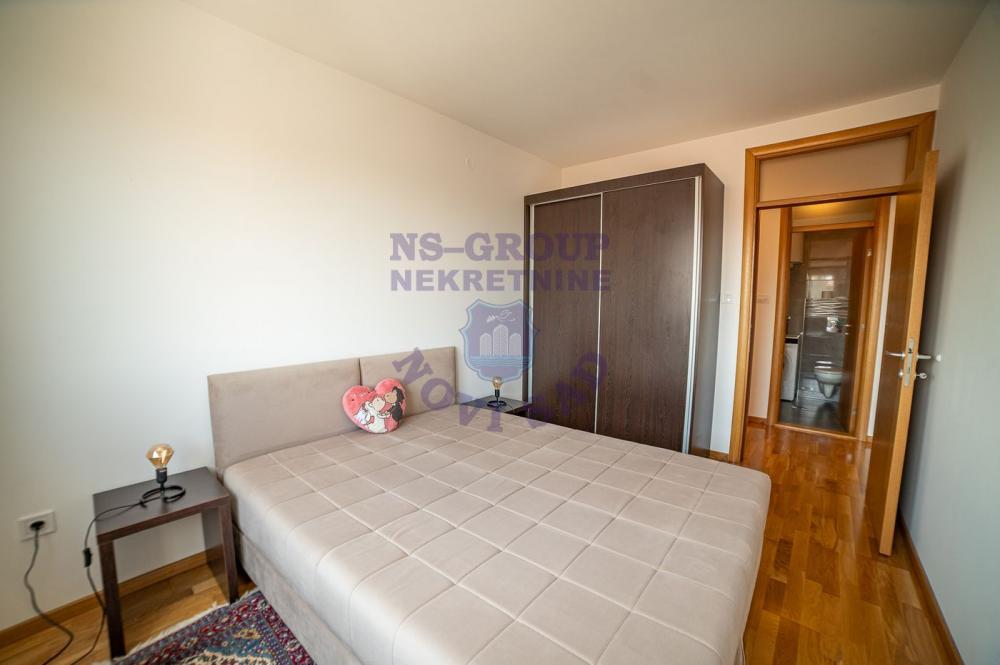 Slika 1 - Odličan trosoban stan u Centru