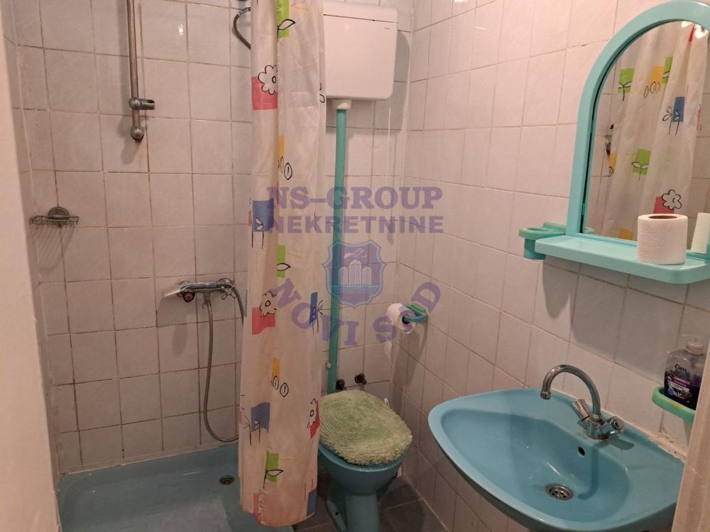 Slika 5 - Prodaja stana, 18m2, Avijatičarsko naselje Novi Sad, ima lift