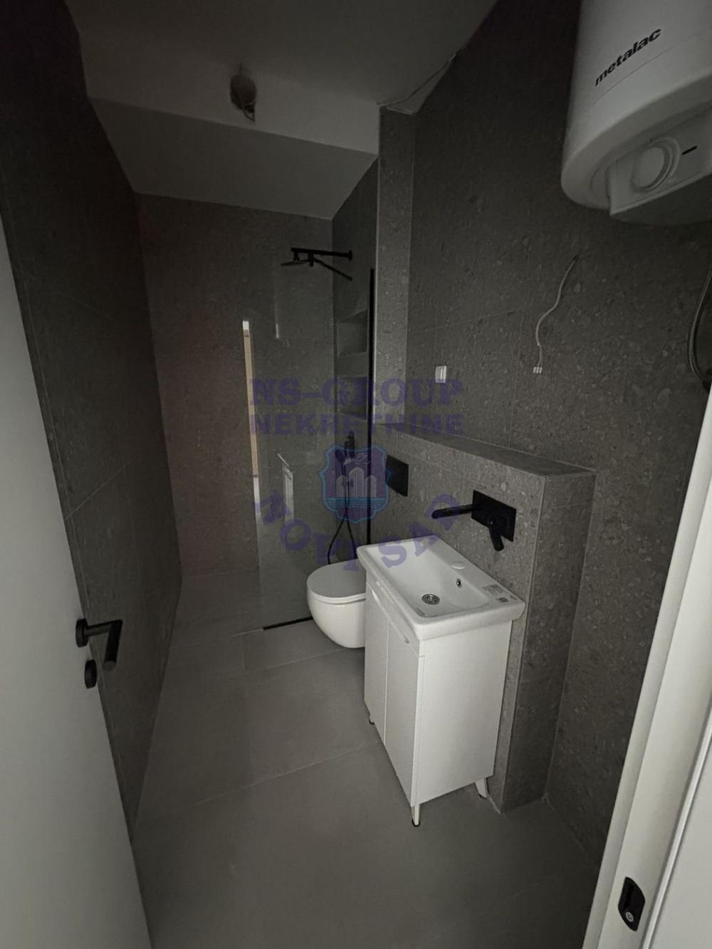 Slika 5 - Jednosoban, 21m2, Bulevar patrijarha Pavla (Somborski bulevar) Novi Sad