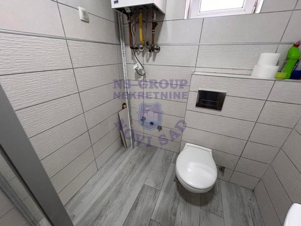 Slika 11 - Odličan dvoiposoban stan na Adicama!