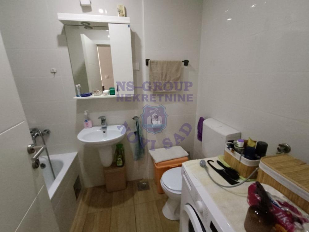 Slika 7 - Jednoiposoban, 36m2, Bulevar oslobođenja Novi Sad, sa terasom, ima lift