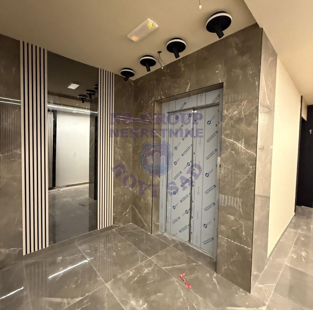 Slika 10 - Izuzetan trosoban stan - Bulevar!