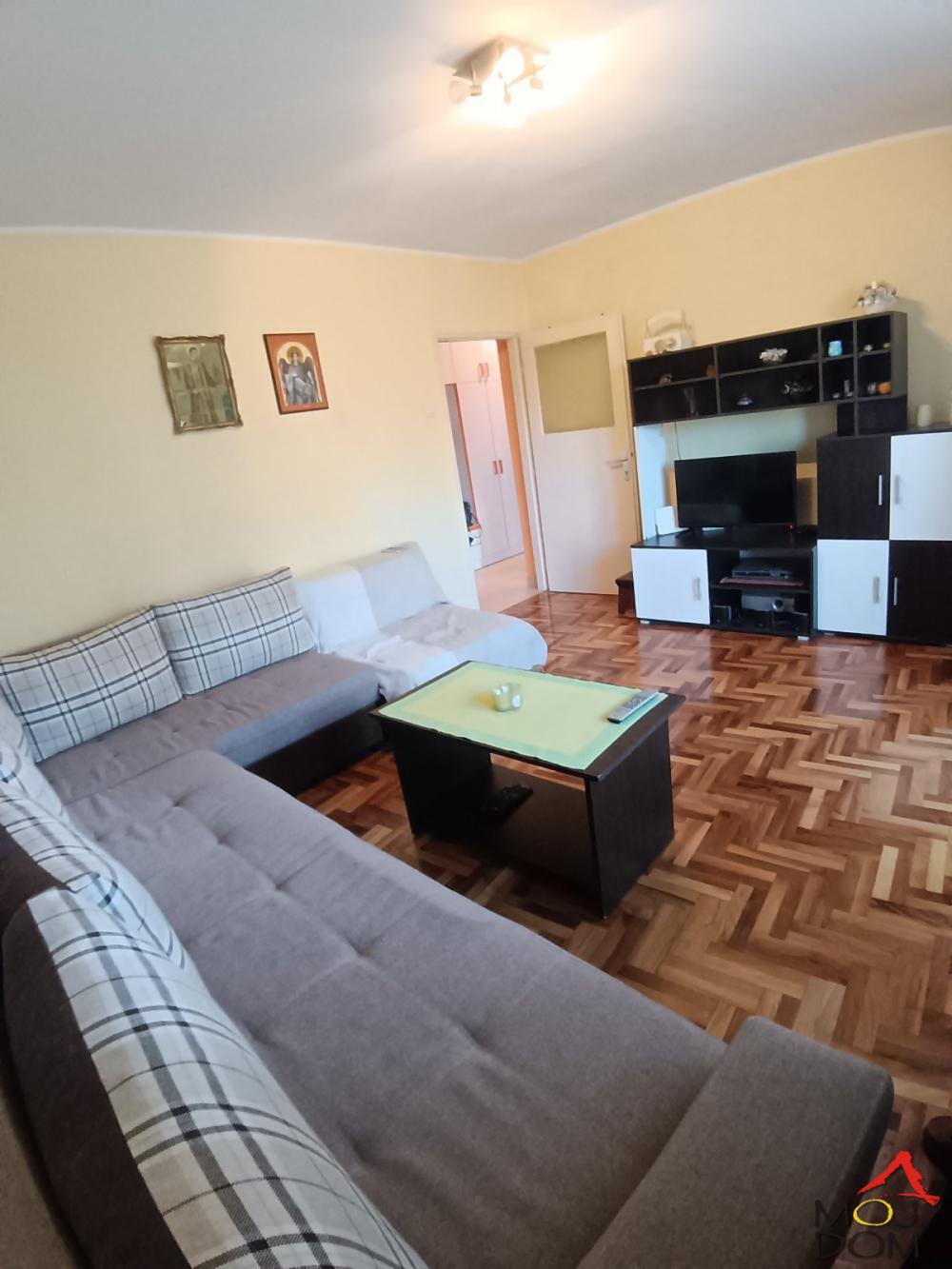 Slika 5 - Stan,NOVI SAD,BULEVAR,kv: 54, € 144200, ID: 1031519