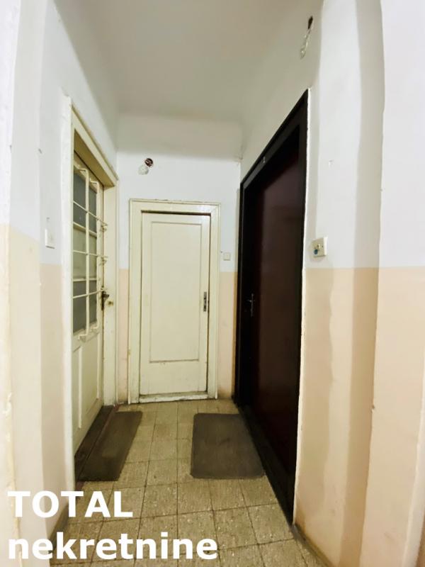 Slika 9 - Stan,NOVI SAD,CENTAR,kv: 21.00, € 73000, ID: 1101959