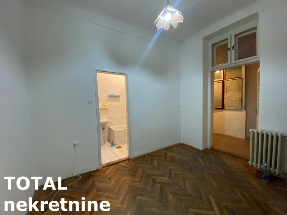 Slika 2 - Stan,NOVI SAD,CENTAR,kv: 21.00, € 73000, ID: 1101959