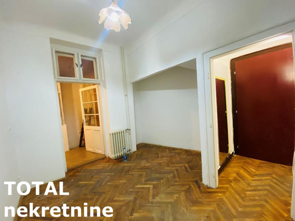 Slika 1 - Stan,NOVI SAD,CENTAR,kv: 21.00, € 73000, ID: 1101959