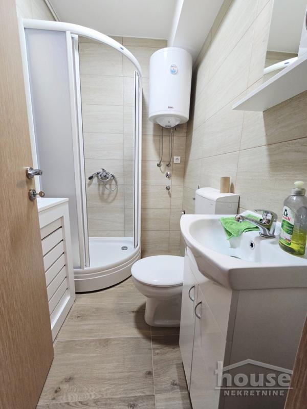 Slika 9 - Stan,NOVI SAD,BULEVAR,kv: 42.00, € 109000, ID: 1063890