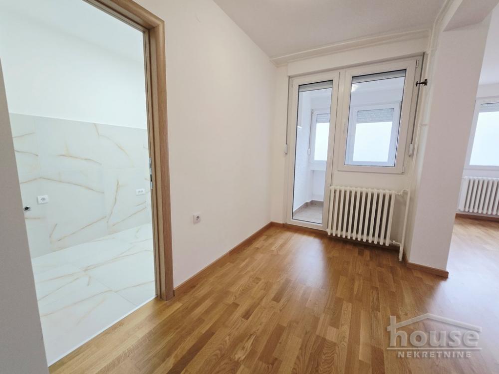 Slika 4 - Stan,NOVI SAD,BULEVAR,kv: 42.00, € 109000, ID: 1063890