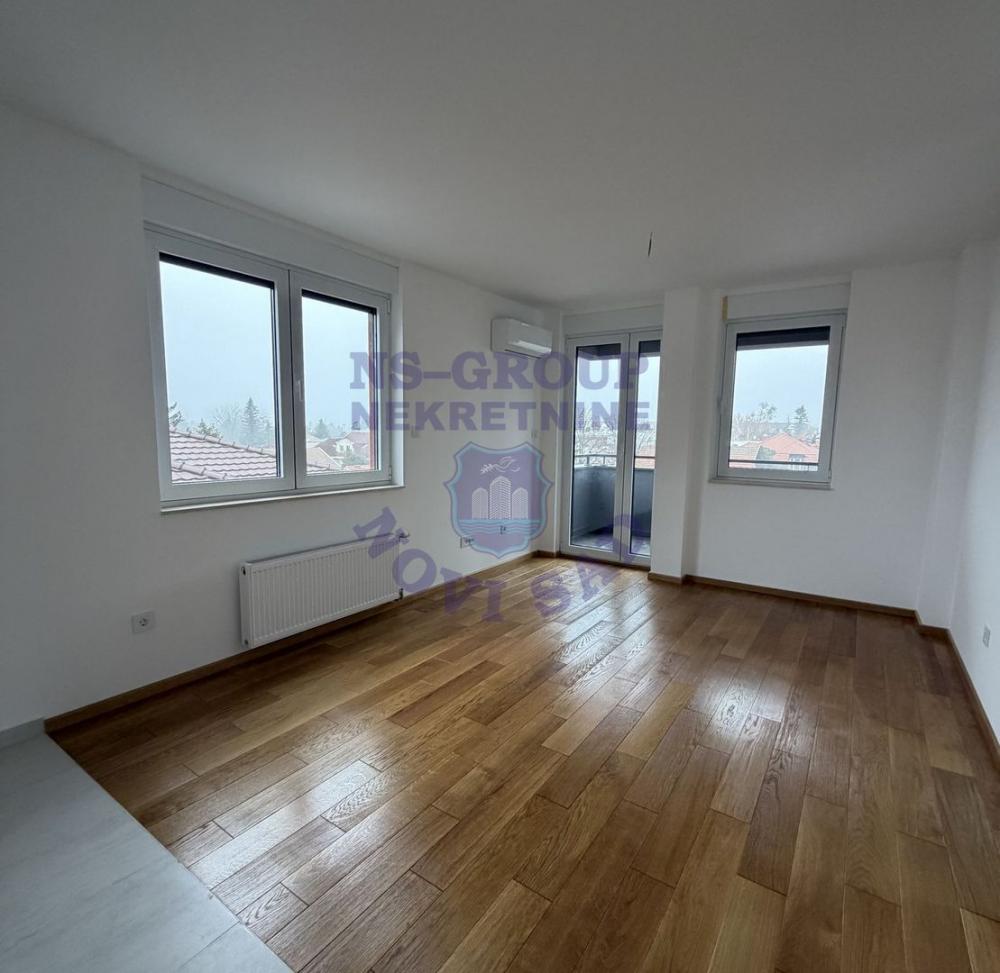 Slika 1 - 558392-Na izuzetnoj lokaciji - (2.min od futoške pijace)