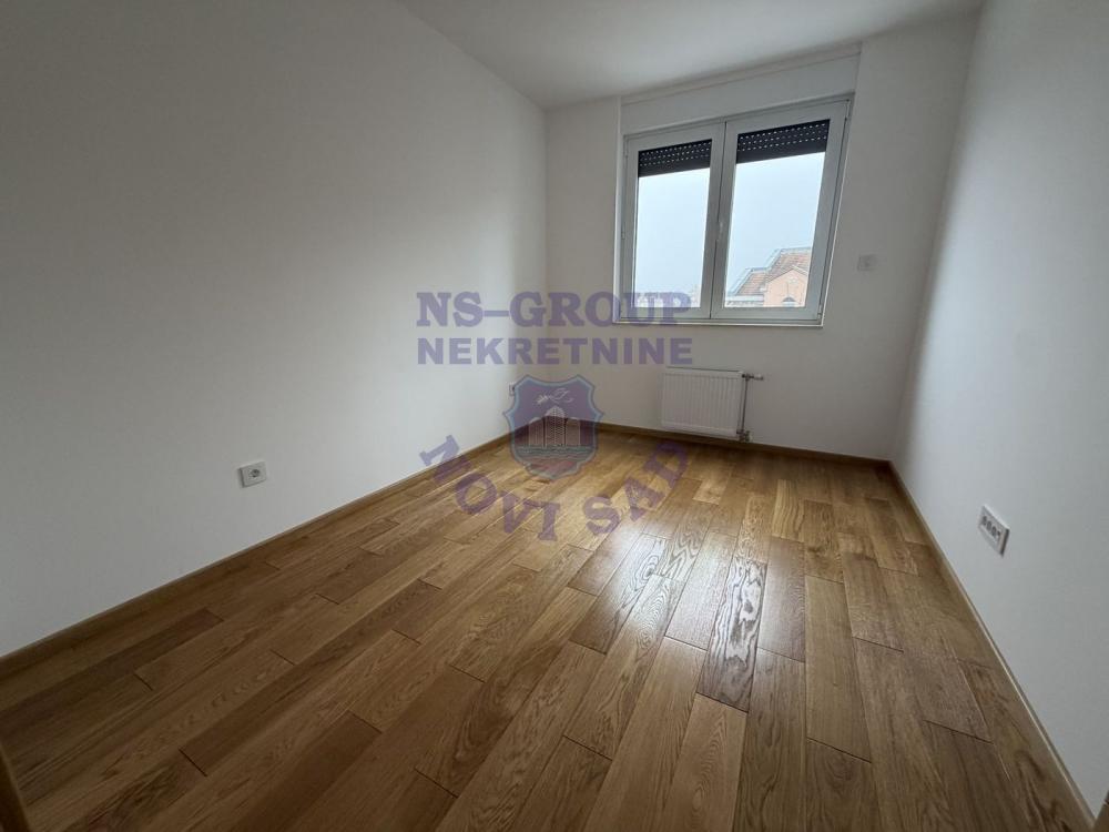 Slika 4 - 558392-Na izuzetnoj lokaciji - (2.min od futoške pijace)