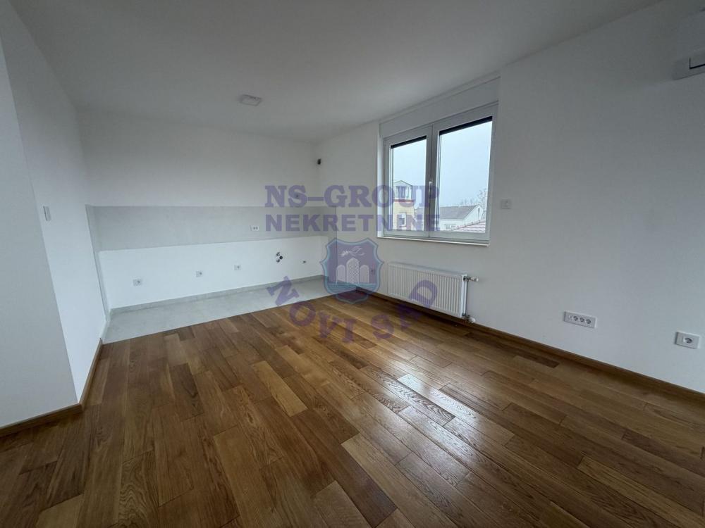 Slika 2 - 558392-Na izuzetnoj lokaciji - (2.min od futoške pijace)