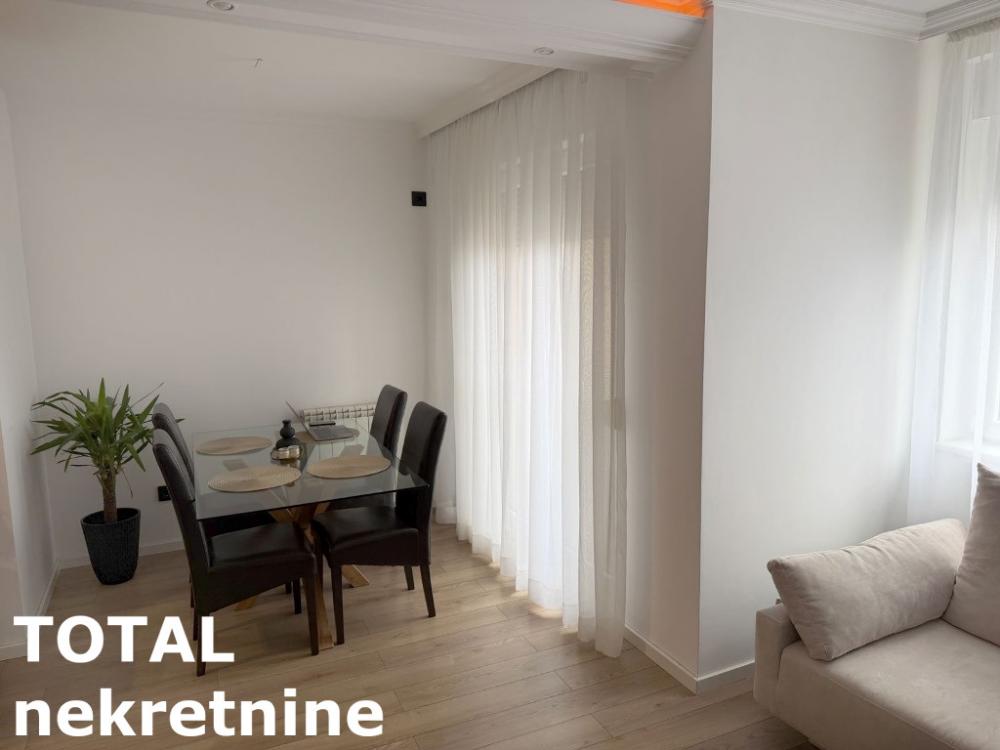 Slika 3 - Stan,NOVI SAD,CENTAR,kv: 83.00, € 269000, ID: 1101934