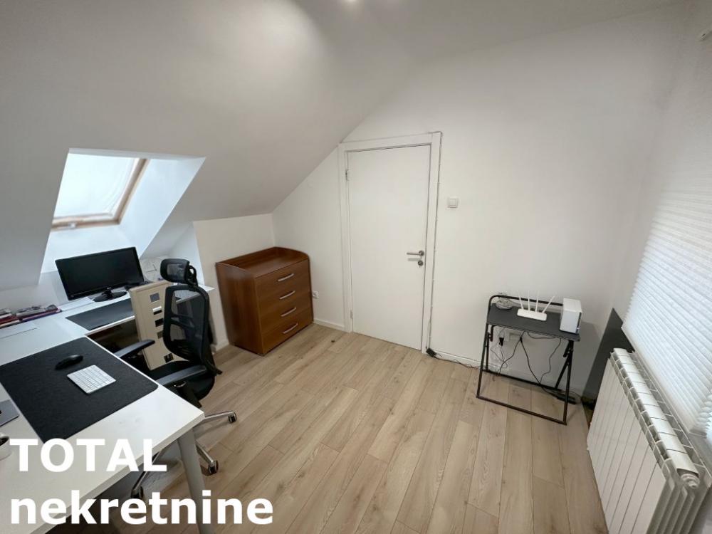 Slika 8 - Stan,NOVI SAD,CENTAR,kv: 83.00, € 269000, ID: 1101934