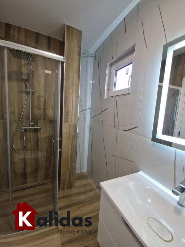 Slika 10 - Stan,PETROVARADIN,BLOK VILA,kv: 98, € 229690, ID: 1008410