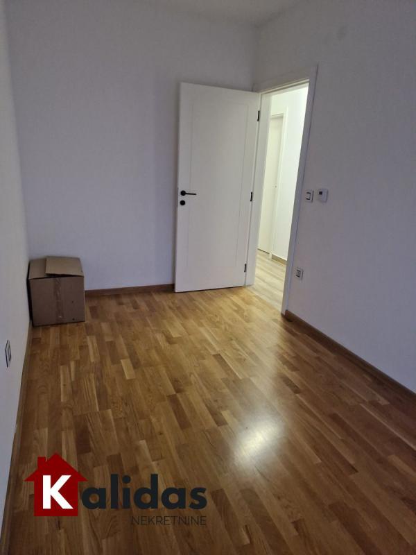 Slika 9 - Stan,PETROVARADIN,BLOK VILA,kv: 98, € 229690, ID: 1008410