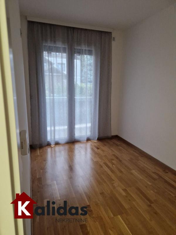 Slika 5 - Stan,PETROVARADIN,BLOK VILA,kv: 98, € 229690, ID: 1008410