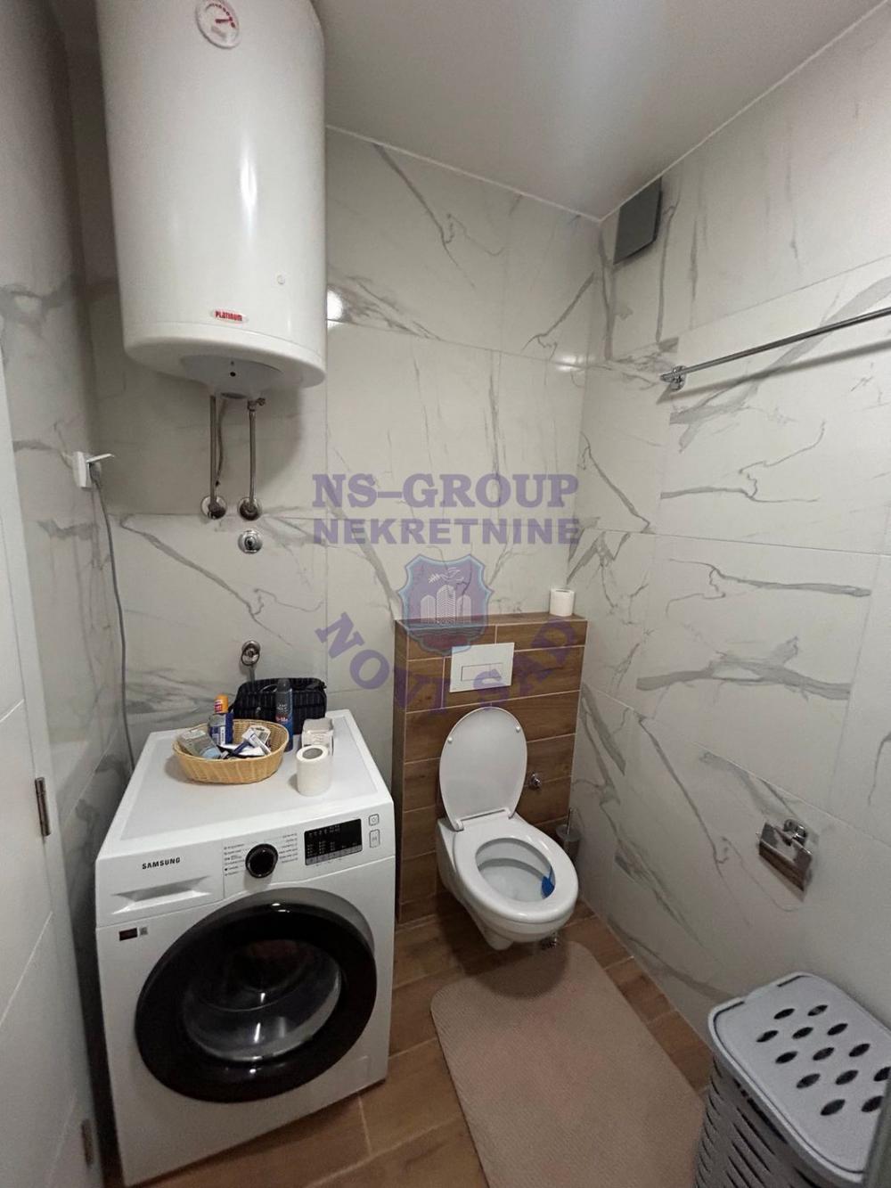 Slika 7 - Jednoiposoban, 36m2, Telep Novi Sad, sa terasom, ima lift