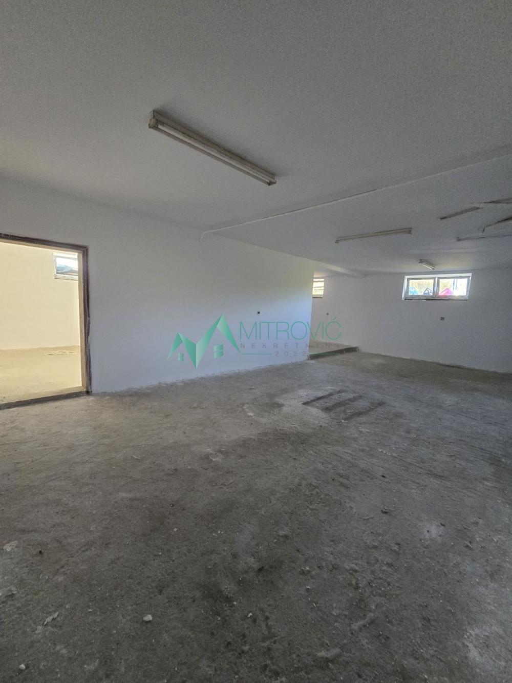 Slika 10 - Odlična prilika, stan na Klisi 