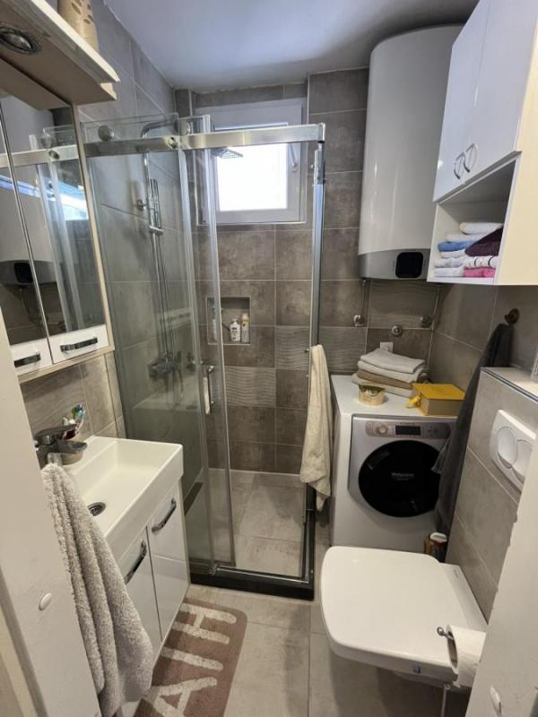 Slika 11 - Troiposoban stan 71m Liman II Fruškogorska