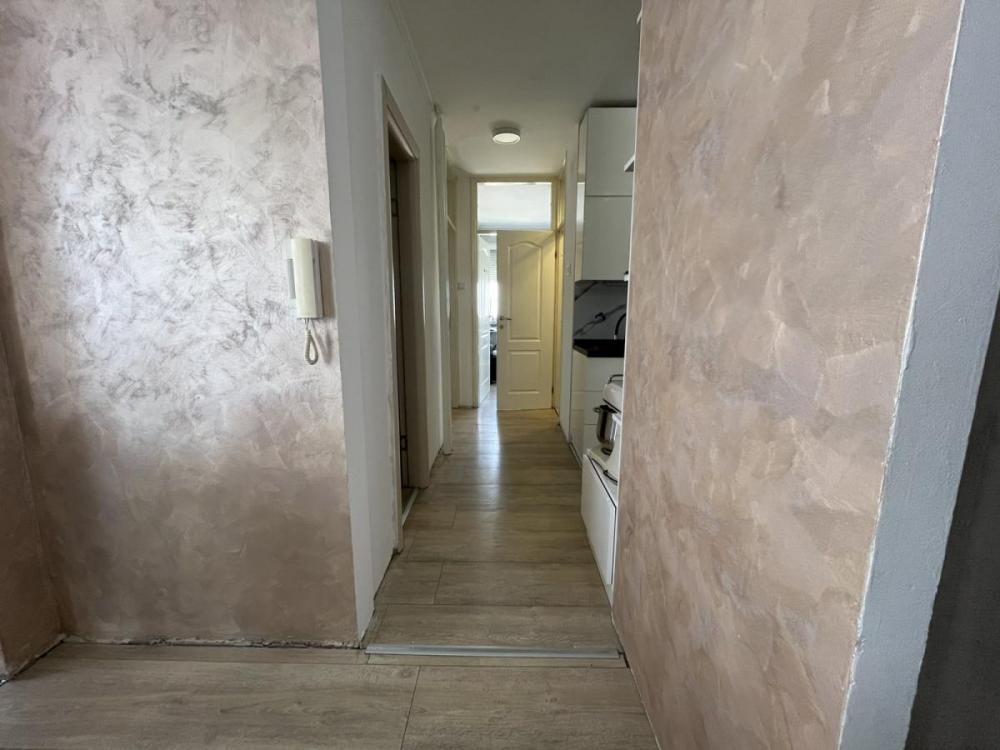 Slika 6 - Troiposoban stan 71m Liman II Fruškogorska