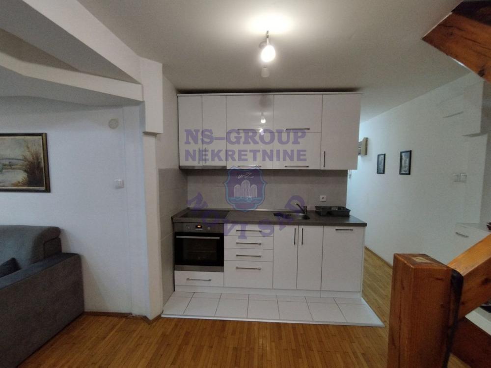 Slika 3 - Dvoiposoban, 57m2, Nova Detelinara Novi Sad