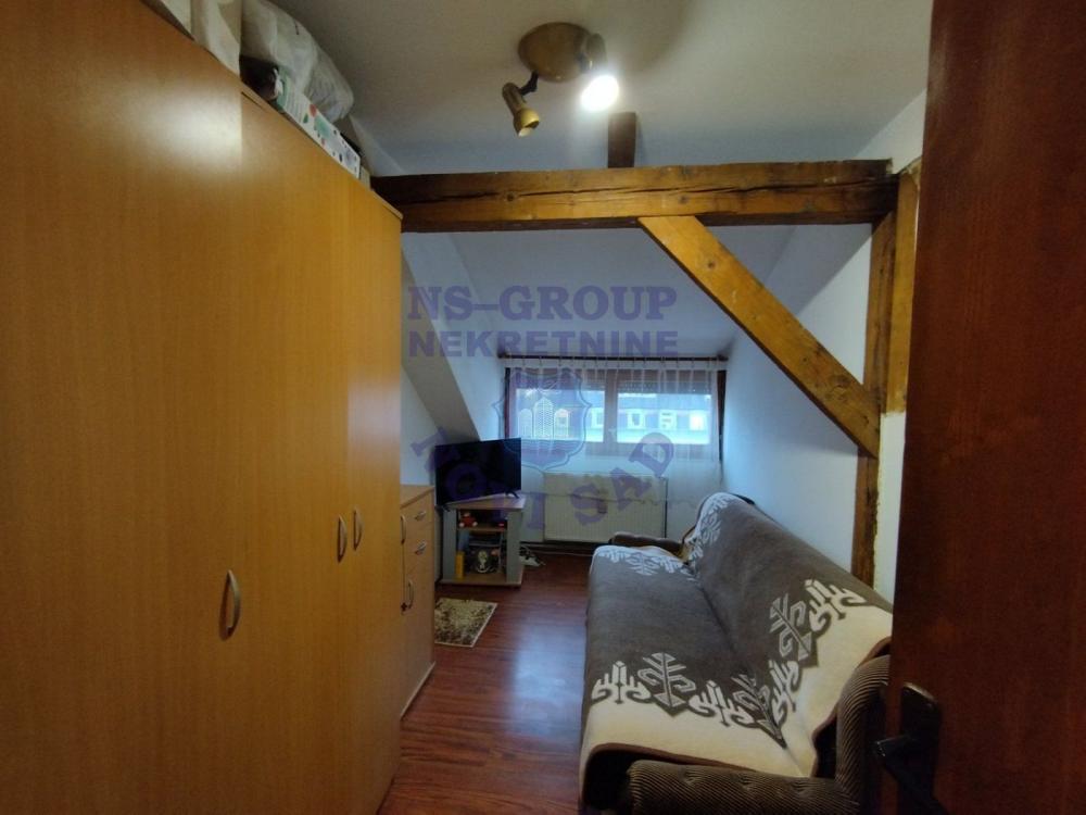 Slika 5 - Dvoiposoban, 57m2, Nova Detelinara Novi Sad