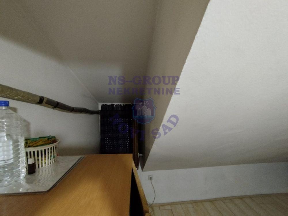 Slika 7 - Dvoiposoban, 57m2, Nova Detelinara Novi Sad