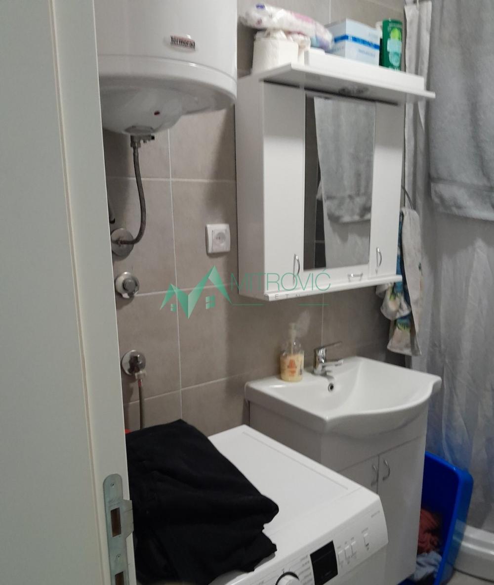 Slika 5 - Jednoiposoban stan na Adicama od 27m2 