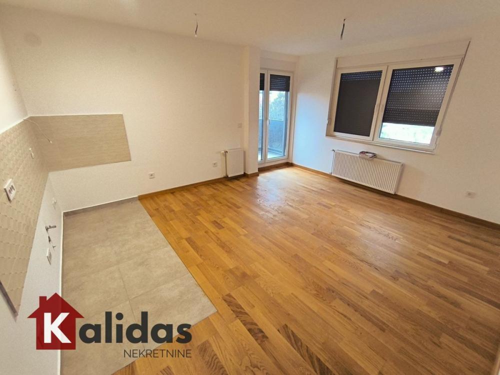 Glavna slika -Stan,NOVI SAD,TELEP,kv: 42, € 112500, ID: 1008408