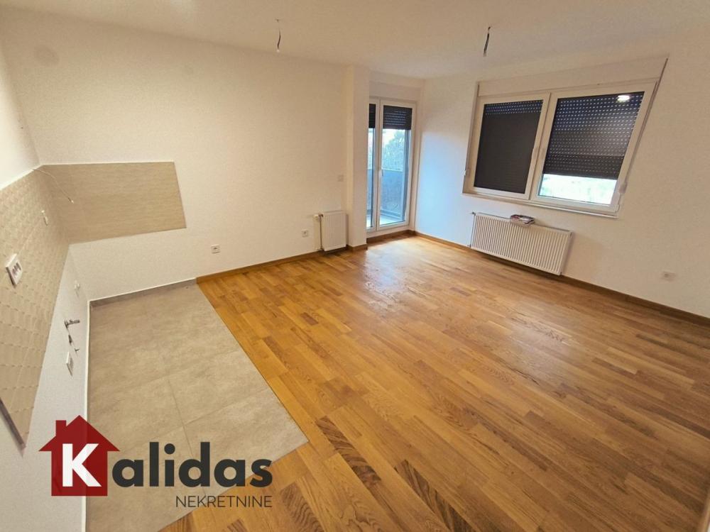 Glavna slika oglasa 32675