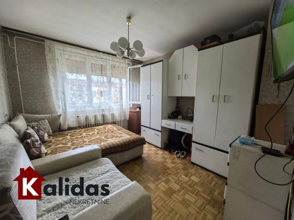 Glavna slika -Stan,NOVI SAD,DETELINARA,kv: 54, € 97850, ID: 1008411