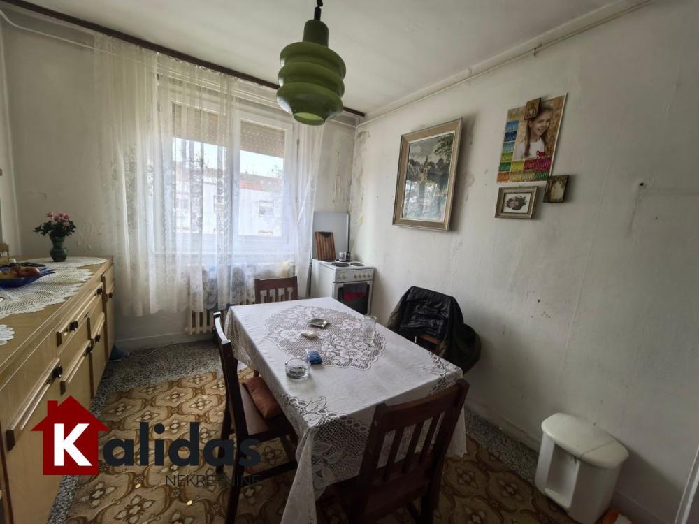 Slika 6 - Stan,NOVI SAD,DETELINARA,kv: 54, € 97850, ID: 1008411