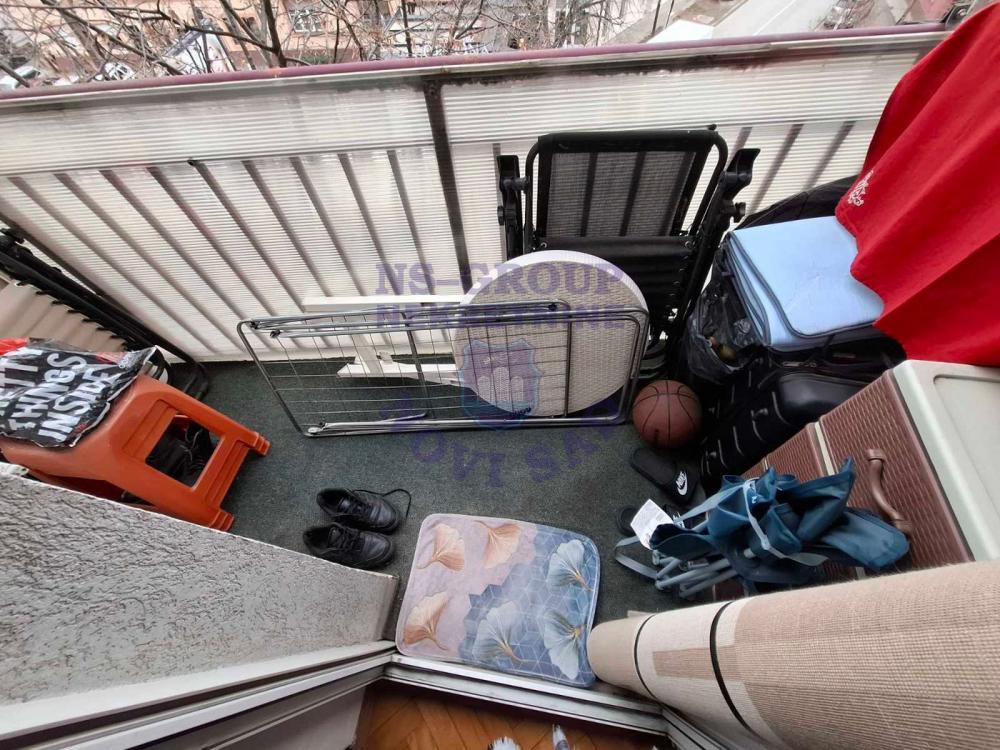 Slika 7 - Jednosoban, 30m2, Salajka (Partizanska ulica) Novi Sad, sa terasom, ima lift