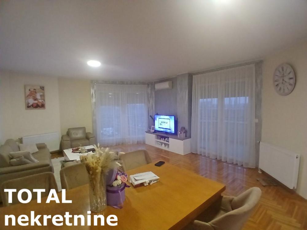Slika 3 - Stan,NOVI SAD,NOVA DETELINARA,kv: 92.00, € 270000, ID: 1101933
