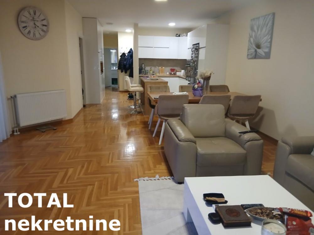 Slika 8 - Stan,NOVI SAD,NOVA DETELINARA,kv: 92.00, € 270000, ID: 1101933