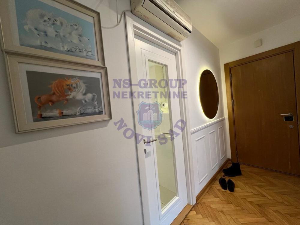 Slika 10 - Prodaja stana, 85m2, Kej žrtava racije Novi Sad, sa terasom, ima lift