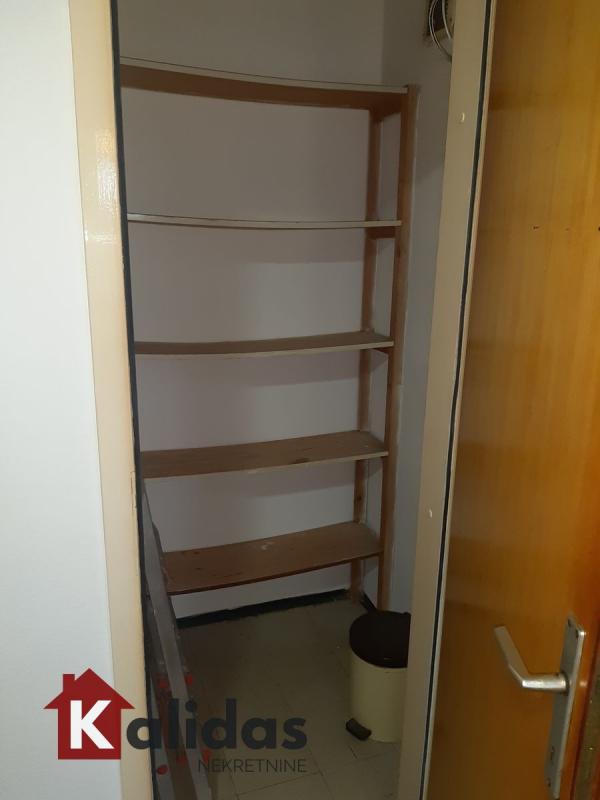 Slika 7 - Stan,NOVI SAD,AVIJACIJA,kv: 60, € 130000, ID: 1008409