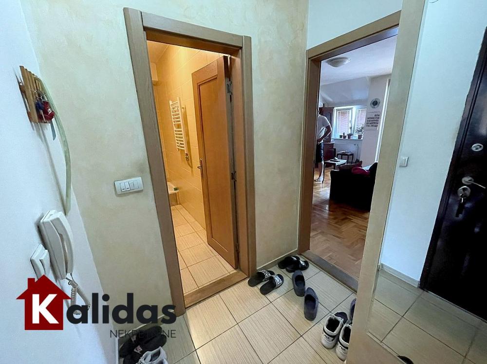 Slika 7 - Stan,NOVI SAD,ŽELEZNIČKA STANICA,kv: 78, € 144200, ID: 1008412
