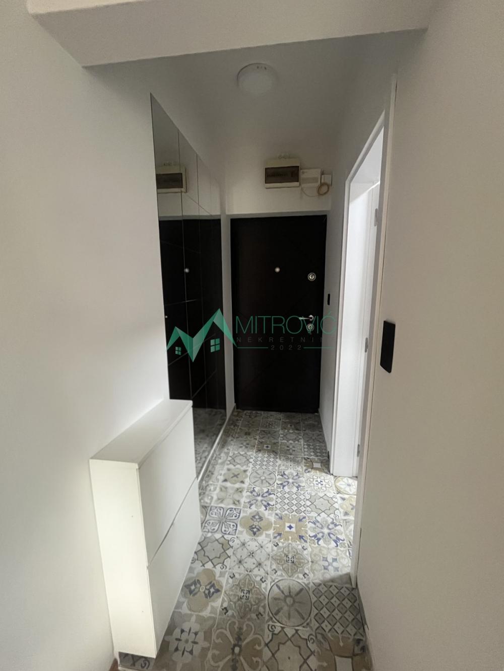 Slika 1 - Kompletno renoviran i opremljen stan, omogućen kredit za mlade!