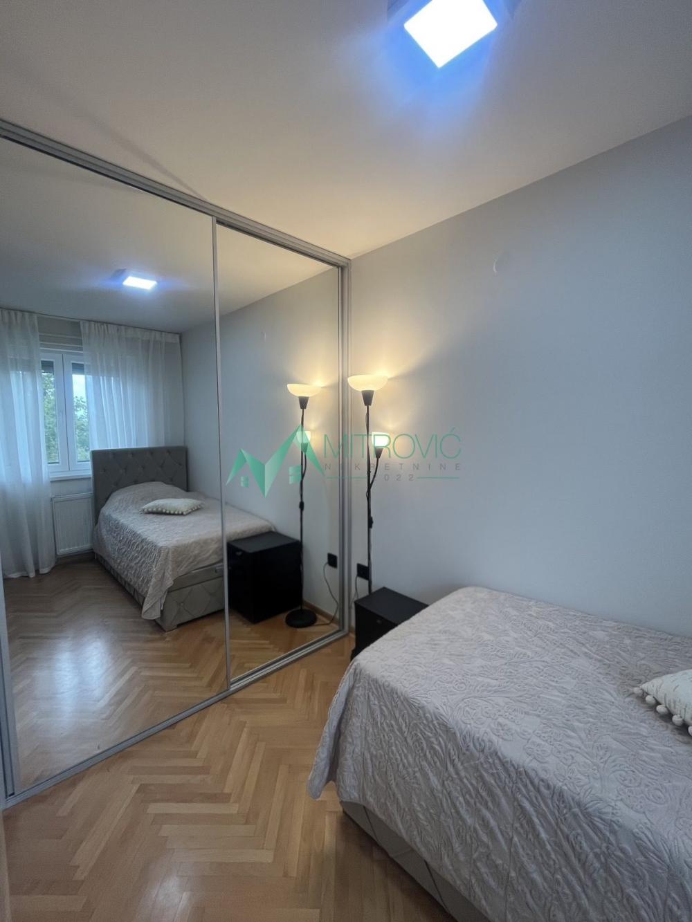 Slika 3 - Kompletno renoviran i opremljen stan, omogućen kredit za mlade!