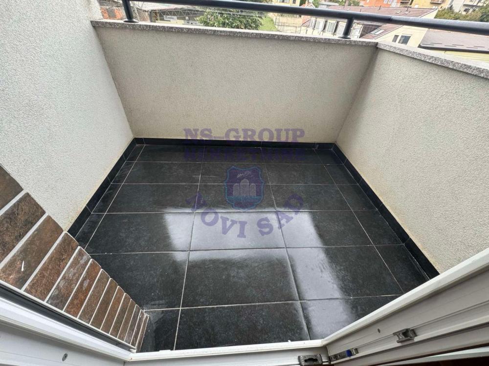 Slika 6 - Odličan trosoban stan na Petrovaradinu