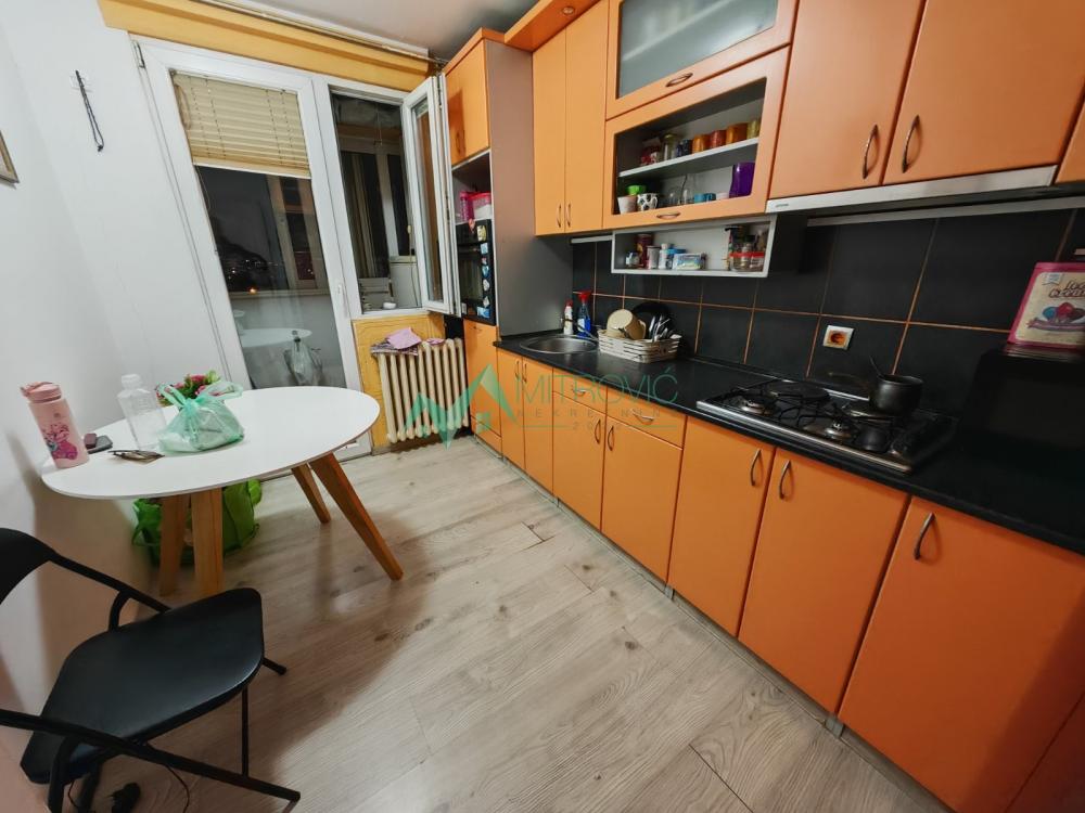 Slika 5 - Ž.stanica, 51m2. Dvosoban stan. 